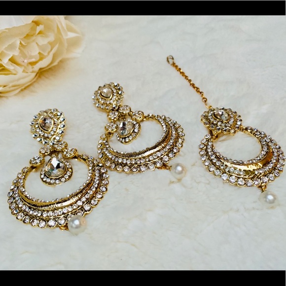 Jewelry - Bindhani Maang Tikka  Earrings Set/Style Head Set